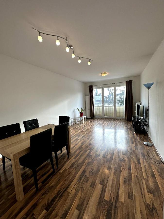 Willy Studio Apartment Frankfurt Frankfurt am Main Luaran gambar